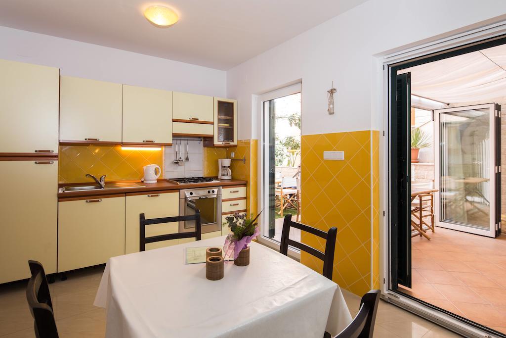 Maki Apartman Hvar Town